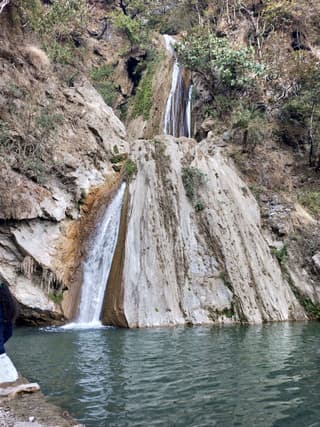 Garud Chatti Waterfall